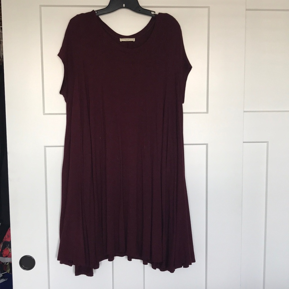 Long Flowy Maroon Dress